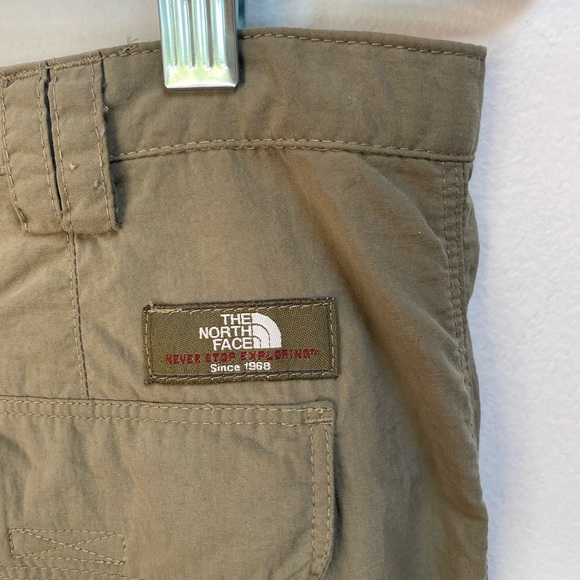 North Face Capri Pant - Picture 2 of 7
